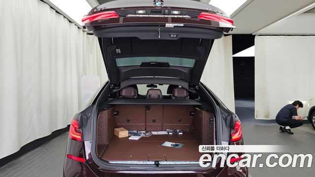 BMW Gran Turismo 2020 — photo 26