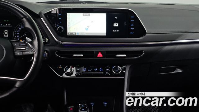 Hyundai Sonata 2022 — photo 14