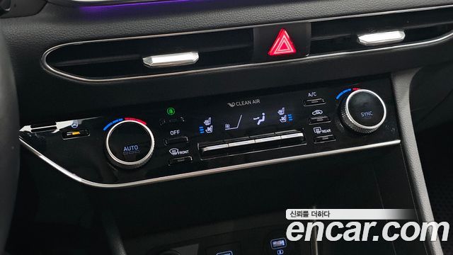 Hyundai Sonata 2022 — photo 17