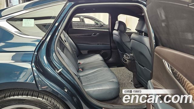 Genesis G80 2021 — photo 17