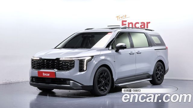 Kia Canival 2025 — photo 1
