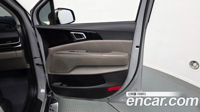 Kia Canival 2025 — photo 14