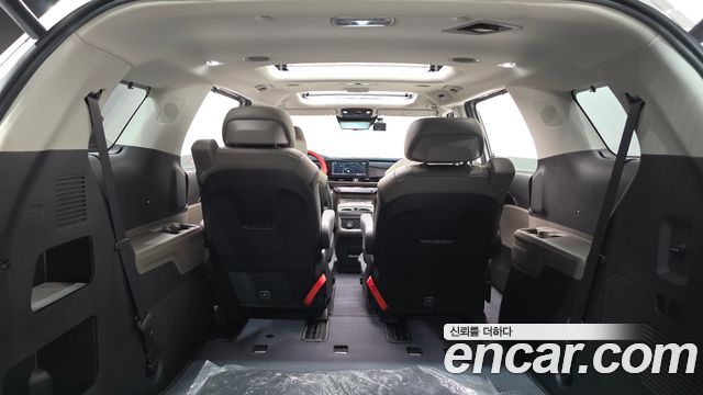 Kia Canival 2025 — photo 34