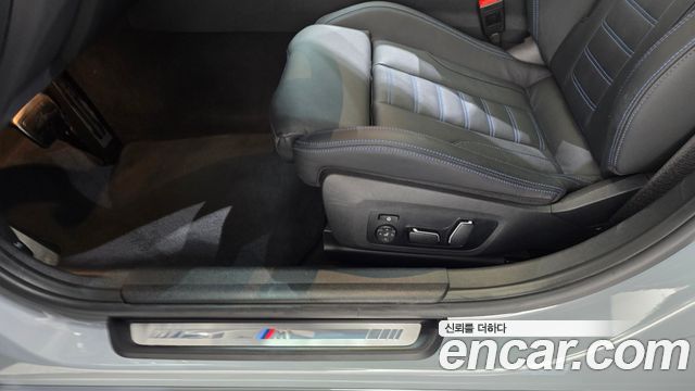 BMW 3-Series 2024 — photo 28