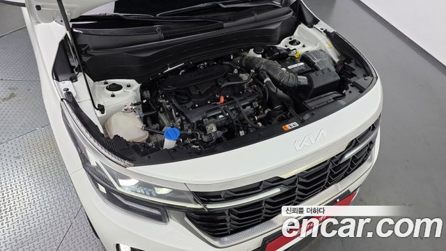 Kia Seltos 2023 — photo 6