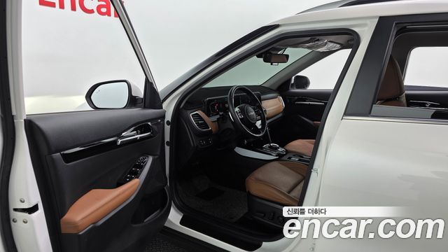 Kia Seltos 2023 — photo 10