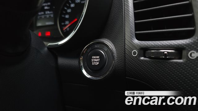 Kia K3 2018 — photo 24