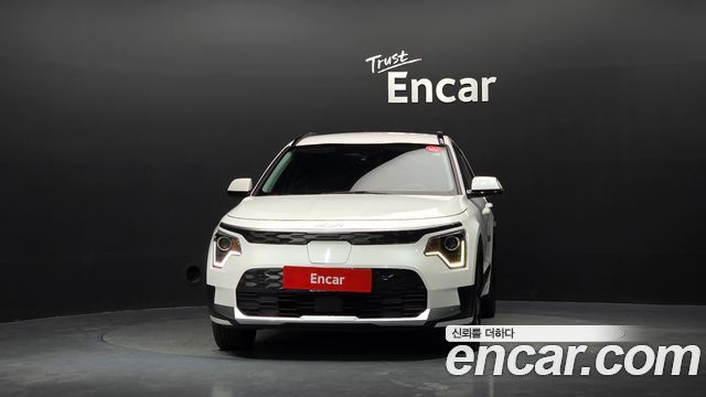 Kia Niro 2023 — photo 3