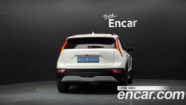 Kia Niro 2023 — photo 4