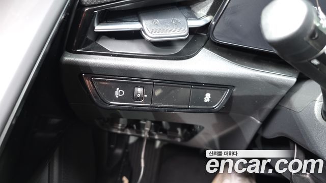 Kia Niro 2023 — photo 25