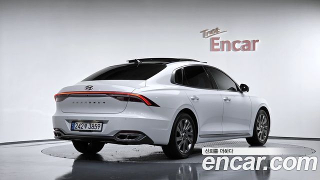 Hyundai Grandeur 2022 — photo 2
