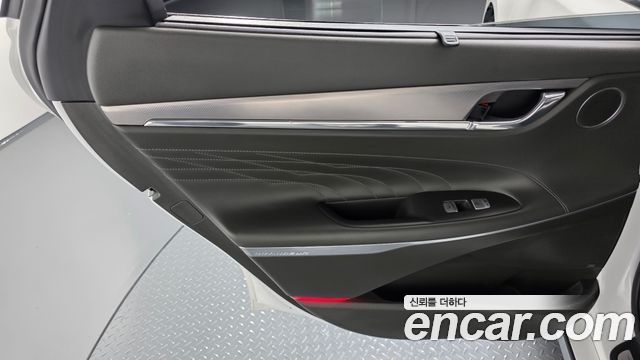 Hyundai Grandeur 2022 — photo 15