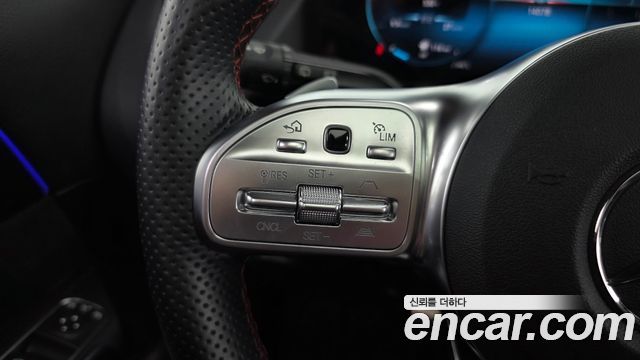 Mercedes-Benz GLA-Class 2023 — photo 23