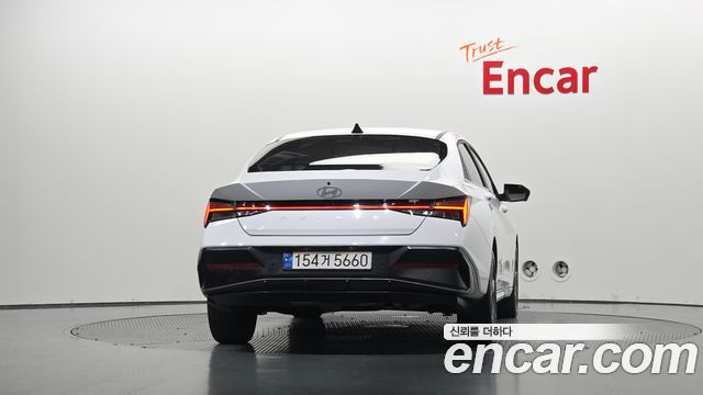 Hyundai AVANTE 2025 — photo 4