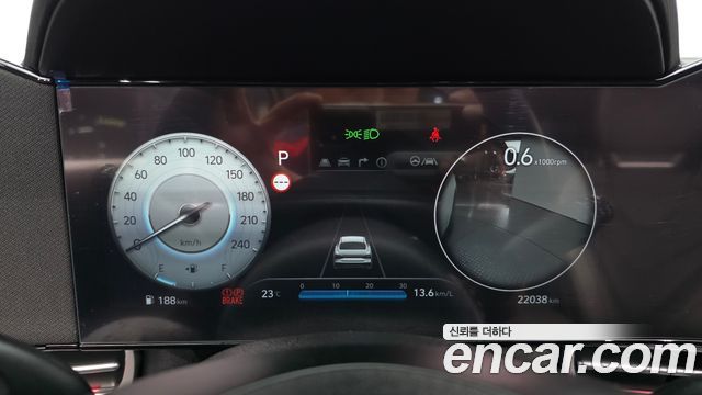 Hyundai AVANTE 2025 — photo 11