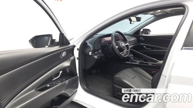 Hyundai AVANTE 2025 — photo 13
