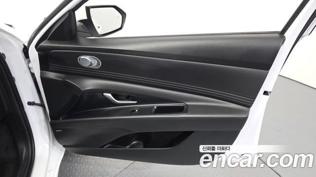 Hyundai AVANTE 2025 — photo 14
