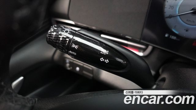 Hyundai AVANTE 2025 — photo 28