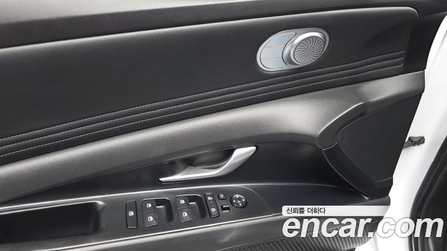 Hyundai AVANTE 2025 — photo 31