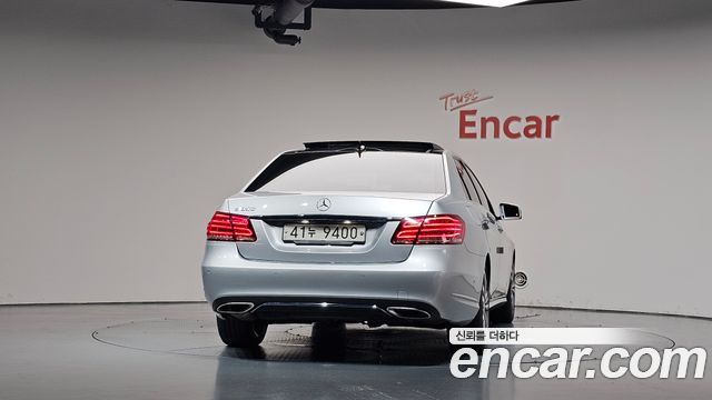 Mercedes-Benz E-Class 2014 — photo 4