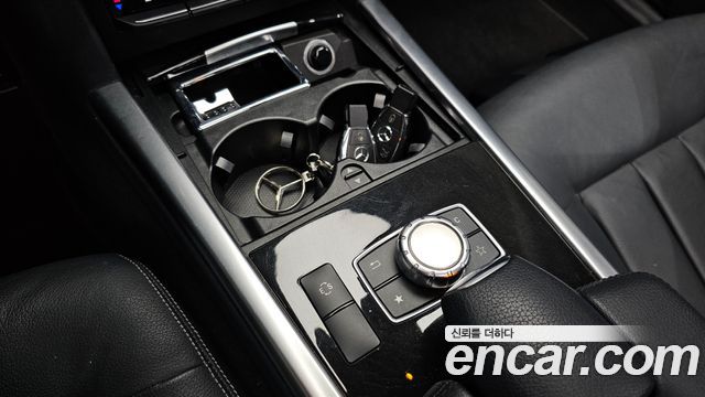 Mercedes-Benz E-Class 2014 — photo 26
