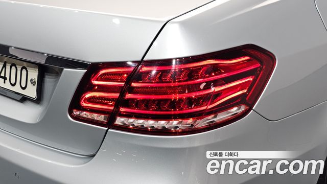 Mercedes-Benz E-Class 2014 — photo 9