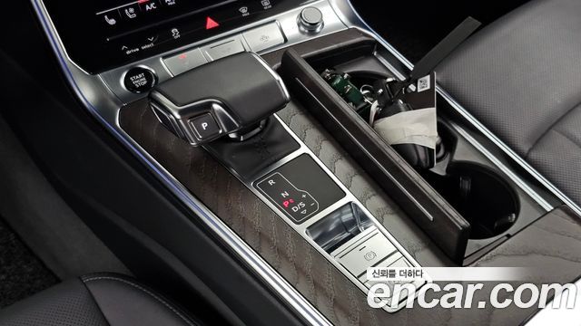 Audi A6 2023 — photo 12