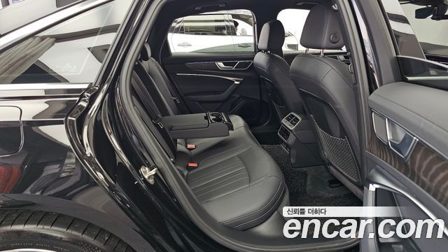 Audi A6 2023 — photo 18