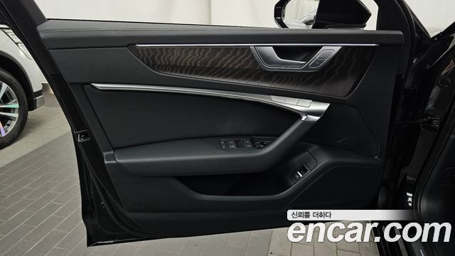Audi A6 2023 — photo 14