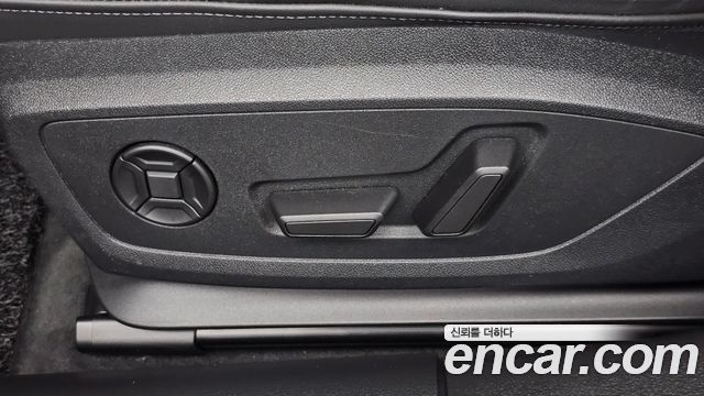 Audi A6 2023 — photo 16