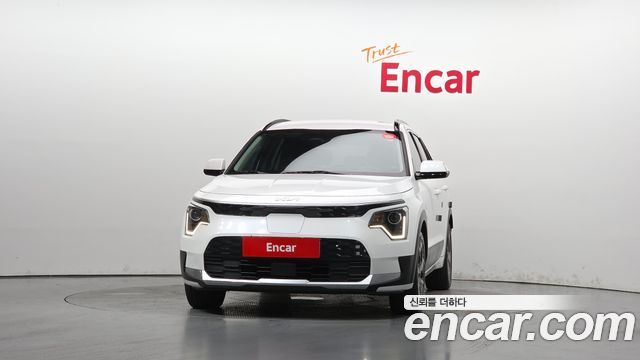 Kia Niro 2023 — photo 3