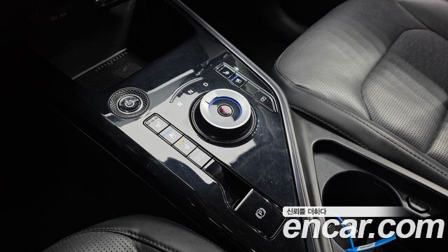 Kia Niro 2023 — photo 12