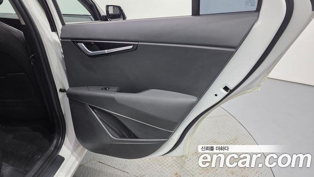 Kia Niro 2023 — photo 15