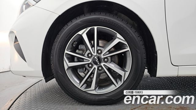 Kia K3 2022 — photo 5