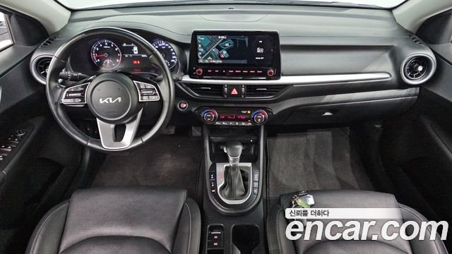 Kia K3 2022 — photo 10
