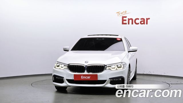 BMW 5-Series 2018 — photo 3