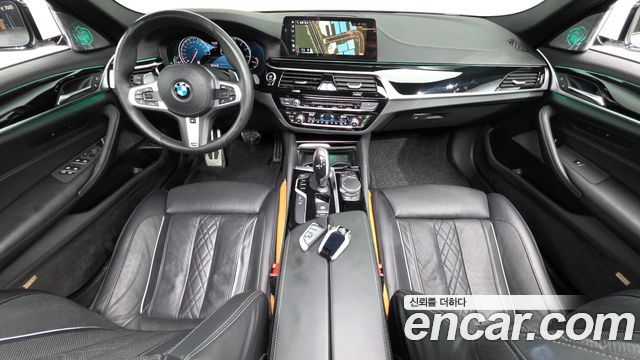 BMW 5-Series 2018 — photo 7