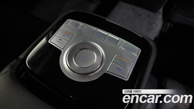 Genesis G80 2021 — photo 25