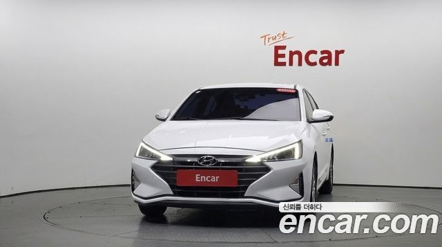 Hyundai AVANTE 2019 — photo 3