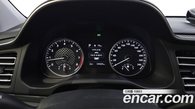 Hyundai AVANTE 2019 — photo 11