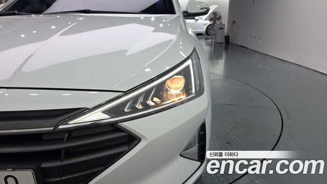 Hyundai AVANTE 2019 — photo 8