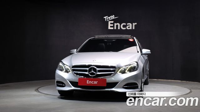 Mercedes-Benz E-Class 2016 — photo 3
