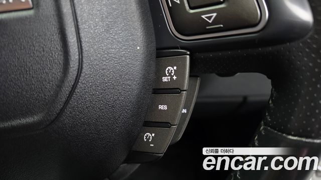 Land Rover Range Rover Evoque 2018 — photo 22