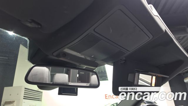 Land Rover Range Rover Evoque 2018 — photo 23