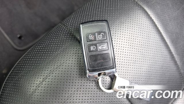 Land Rover Range Rover Evoque 2018 — photo 25