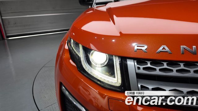 Land Rover Range Rover Evoque 2018 — photo 8