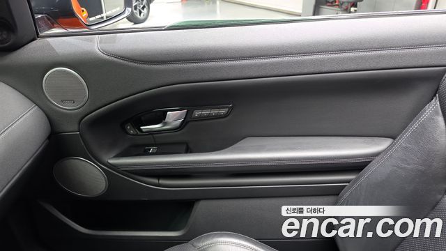 Land Rover Range Rover Evoque 2018 — photo 15