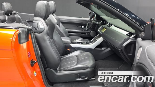Land Rover Range Rover Evoque 2018 — photo 16
