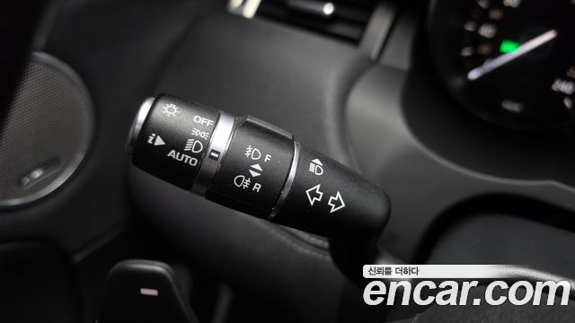 Land Rover Range Rover Evoque 2018 — photo 29