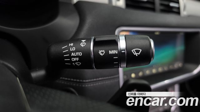 Land Rover Range Rover Evoque 2018 — photo 34